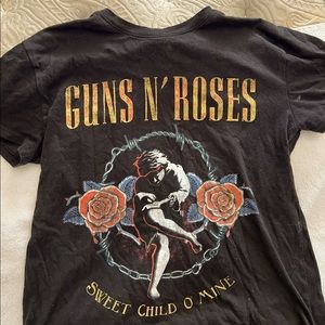 Guns and roses Tshirt- small
